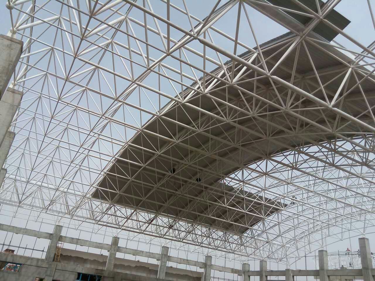 简阳青岛一汽网架